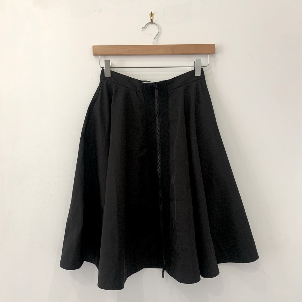 Sold ✖️ Elizabeth & James Belle Zip Front Skirt